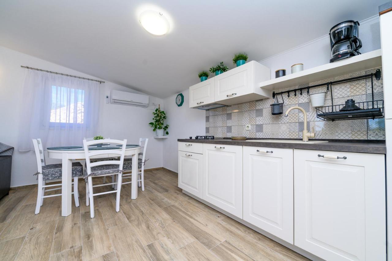 קרס Krcina Holiday Home מראה חיצוני תמונה