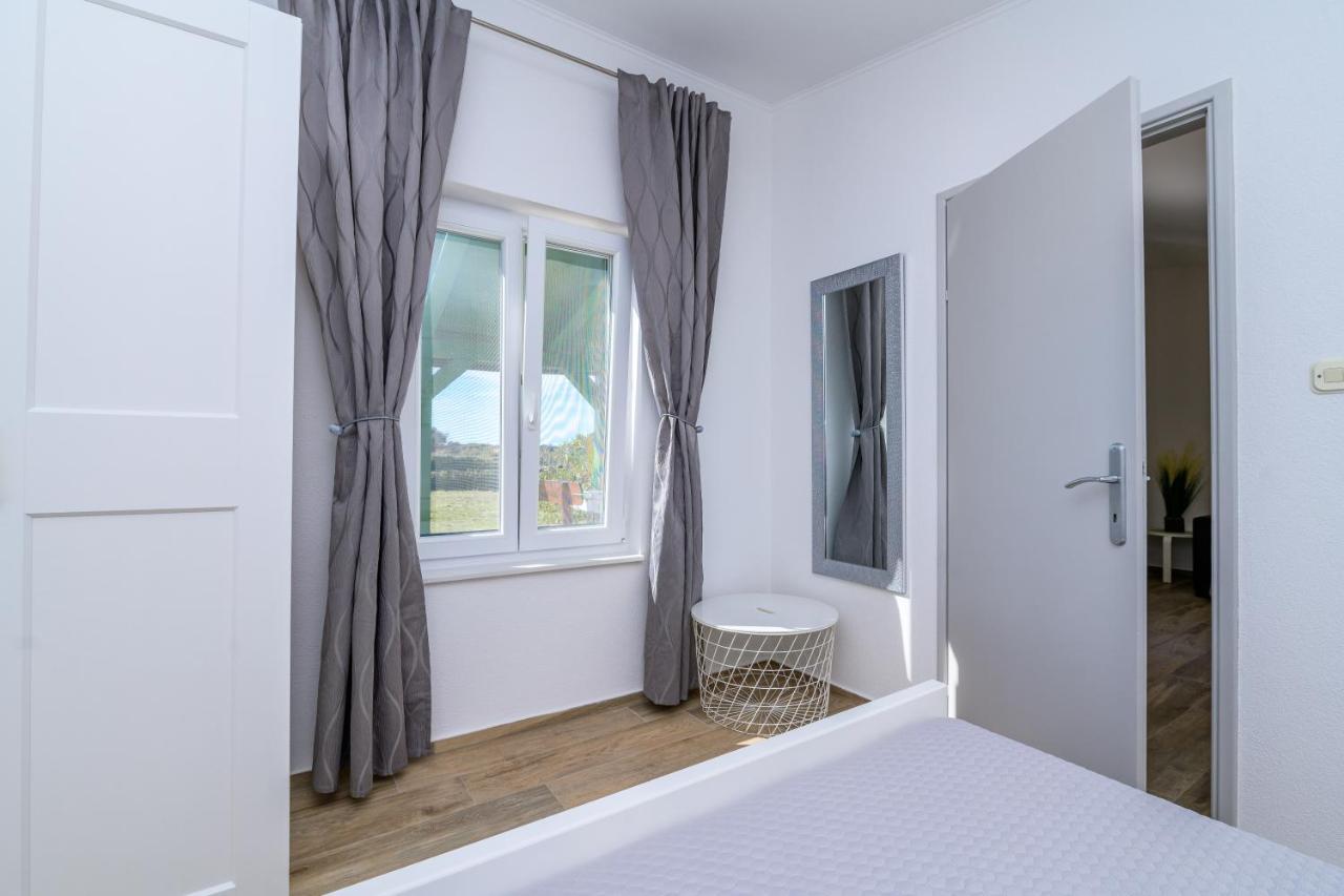 קרס Krcina Holiday Home מראה חיצוני תמונה